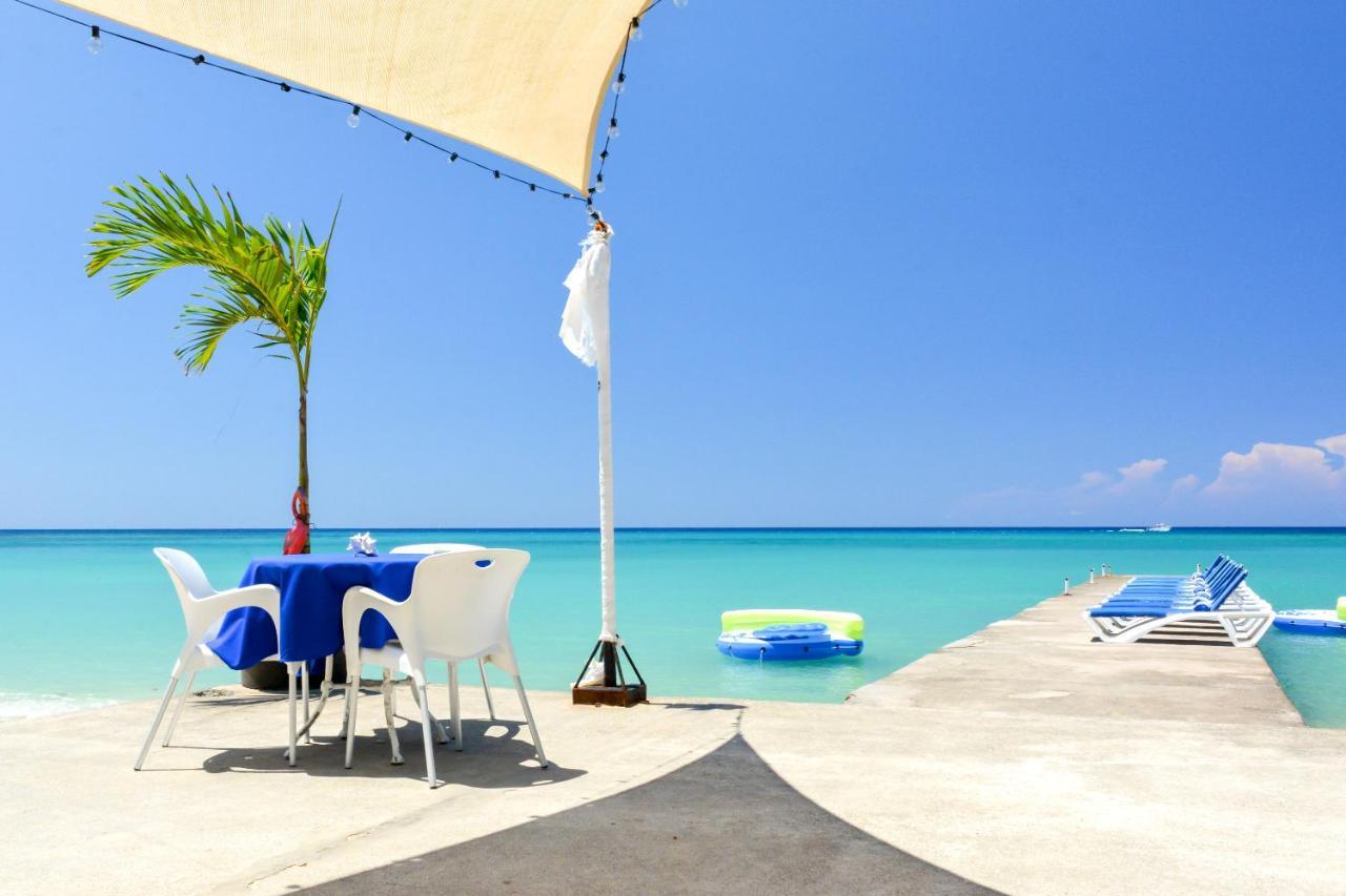 Beach Front Hotel โอโชรีโอส ภายนอก รูปภาพ